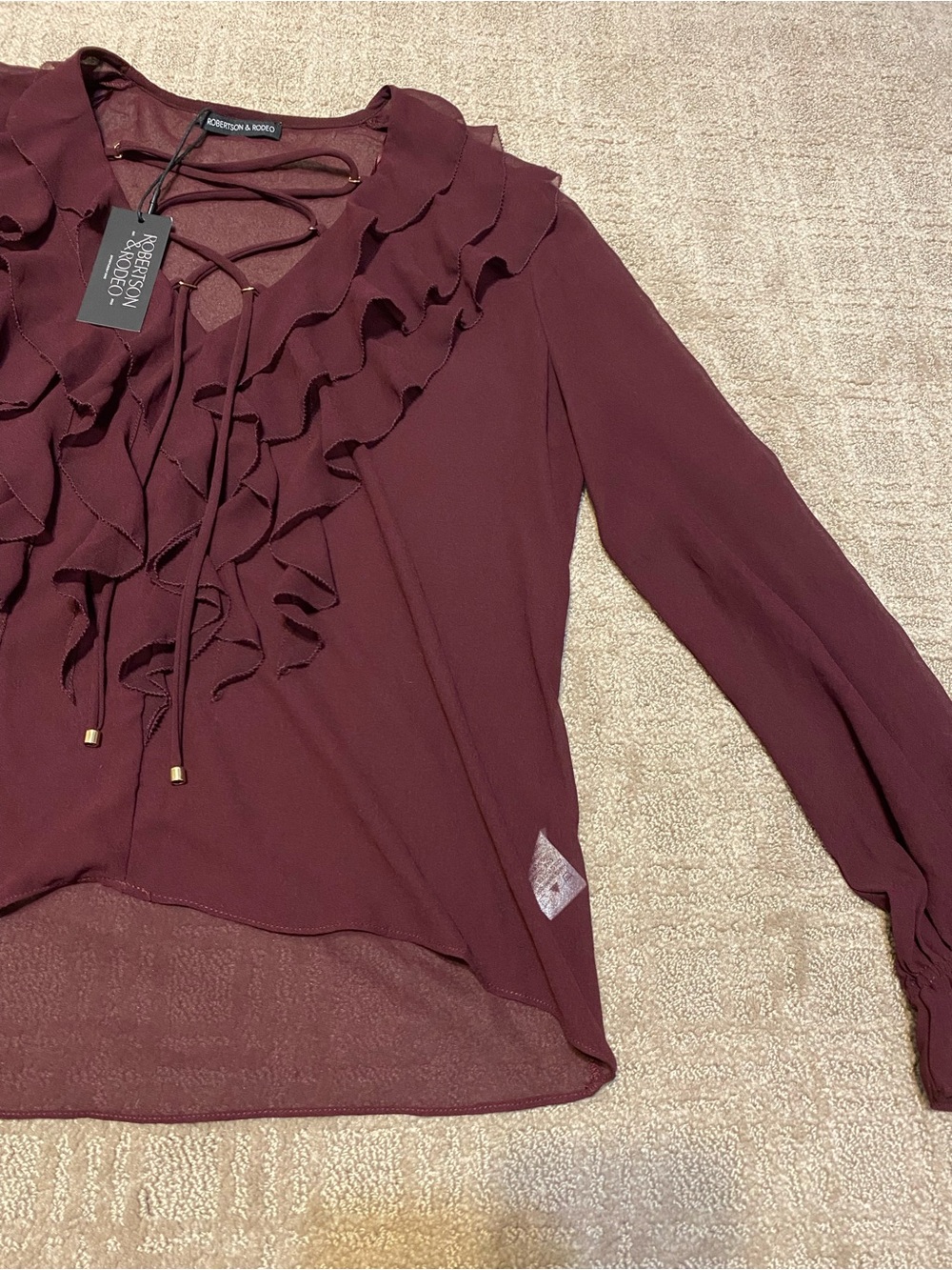 Nwt {Robertson + Rodeo | Mixology} Chloe Ruffle Top | Sangria ~ Size Medium — image 6 of 8